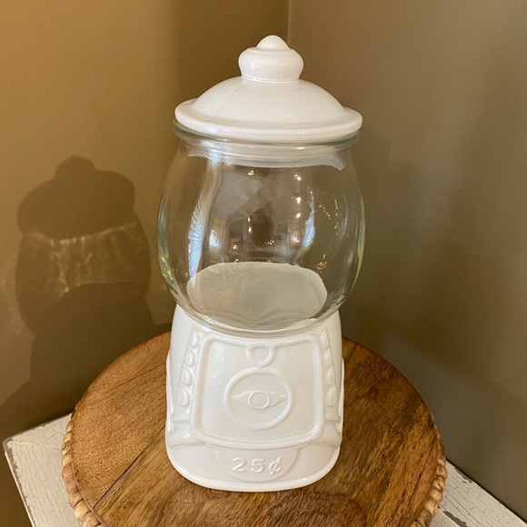 Gum Ball Machine Glass and Metal ! Top comes of ! - Picture 1 of 5